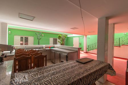 Casa para alugar com 190m², 3 quartos e 1 vagaÁrea comum - Churrasqueira