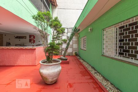 Casa para alugar com 190m², 3 quartos e 1 vagaÁrea comum - Churrasqueira