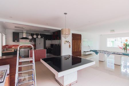 Sala de casa para alugar com 3 quartos, 190m² em Campestre, Santo André