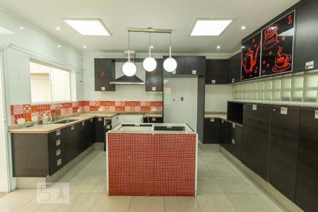 Casa para alugar com 190m², 3 quartos e 1 vagaCozinha