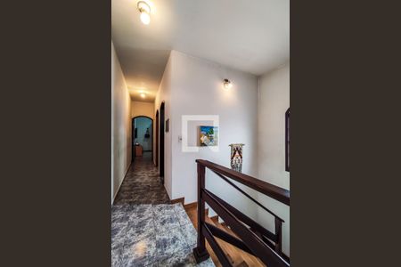 Casa à venda com 170m², 3 quartos e 2 vagas Casa à venda com 170m², 3 quartos e 2 vagasCorredor Dormitórios