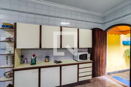 Casa à venda com 170m², 3 quartos e 2 vagas Casa à venda com 170m², 3 quartos e 2 vagasCozinha