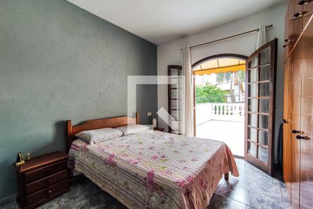 Casa à venda com 170m², 3 quartos e 2 vagas Casa à venda com 170m², 3 quartos e 2 vagasSuíte