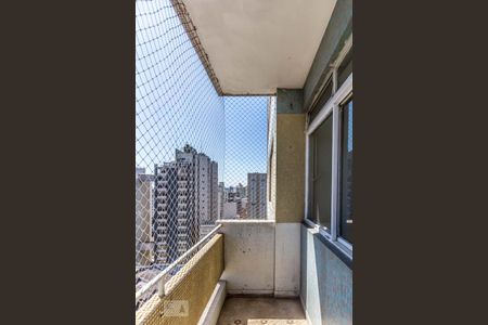 Apartamento para alugar com 99m², 2 quartos e 1 vaga Apartamento para alugar com 99m², 2 quartos e 1 vagaVaranda