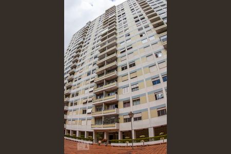 Apartamento para alugar com 99m², 2 quartos e 1 vagaÁrea comum