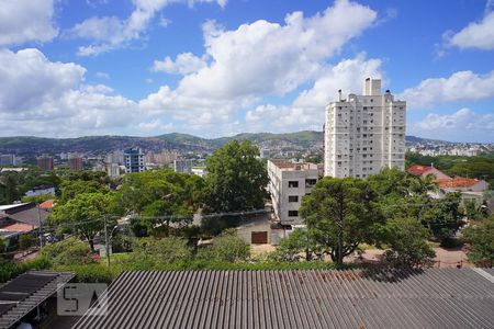 Sala - Vista de apartamento para alugar com 2 quartos, 65m² em Jardim do Salso, Porto Alegre