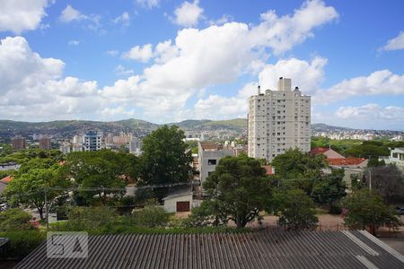 Quarto 1 - Vista de apartamento para alugar com 2 quartos, 65m² em Jardim do Salso, Porto Alegre