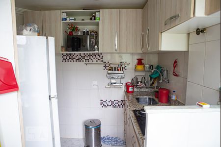 Apartamento para alugar com 48m², 2 quartos e sem vaga Apartamento para alugar com 48m², 2 quartos e sem vagaCozinha e Área de Serviço