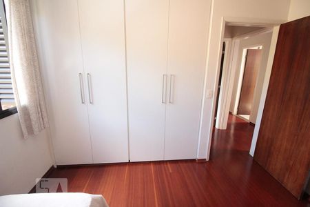 Apartamento à venda com 96m², 3 quartos e 1 vaga Apartamento à venda com 96m², 3 quartos e 1 vagaQuarto 2