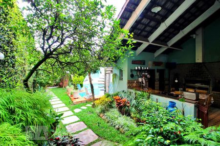 Casa à venda com 600m², 4 quartos e 6 vagasJardim