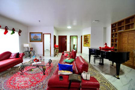 Sala 1 de casa à venda com 4 quartos, 600m² em Vila Curuçá, Santo André