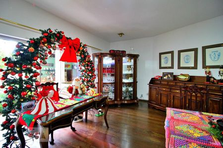 Casa à venda com 600m², 4 quartos e 6 vagasSala de Jantar