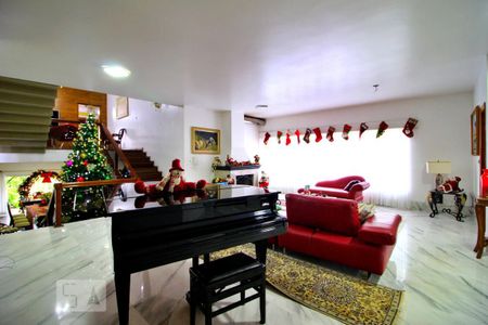 Sala 1 de casa à venda com 4 quartos, 600m² em Vila Curuçá, Santo André