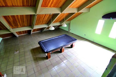 Casa à venda com 600m², 4 quartos e 6 vagasSótão