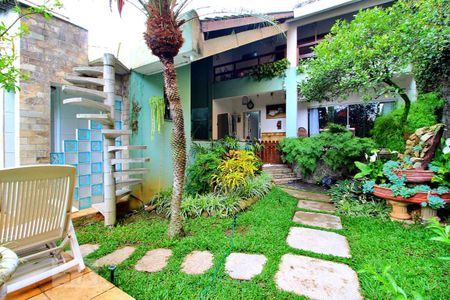 Casa à venda com 600m², 4 quartos e 6 vagasJardim