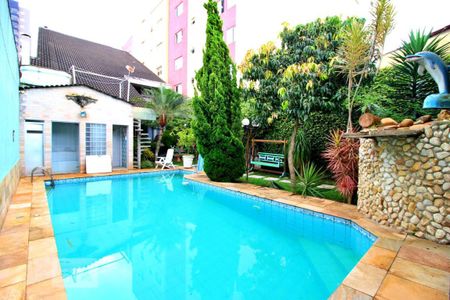 Casa à venda com 600m², 4 quartos e 6 vagasPiscina