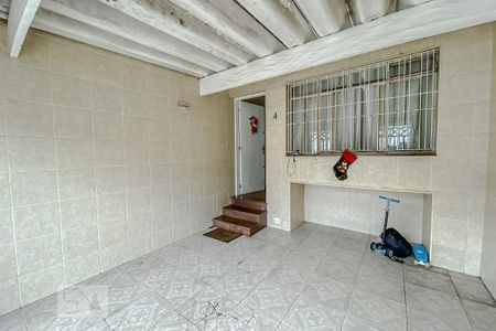 Casa à venda com 350m², 3 quartos e 1 vaga Casa à venda com 350m², 3 quartos e 1 vagaGaragem