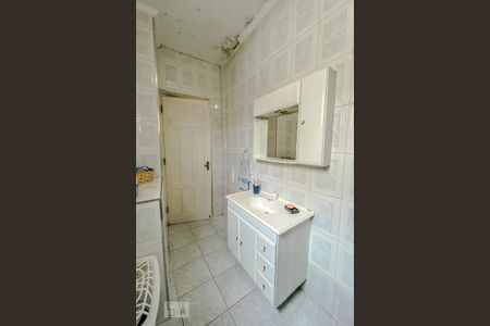 Casa à venda com 350m², 3 quartos e 1 vaga Casa à venda com 350m², 3 quartos e 1 vagaBanheiro da Suíte 2