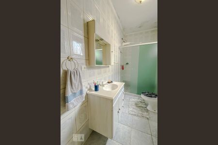 Casa à venda com 350m², 3 quartos e 1 vaga Casa à venda com 350m², 3 quartos e 1 vagaBanheiro da Suíte 2