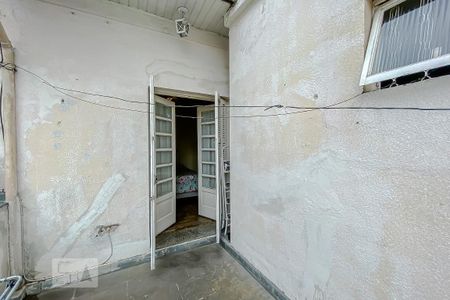 Casa à venda com 350m², 3 quartos e 1 vaga Casa à venda com 350m², 3 quartos e 1 vagaSuíte 2 - Varanda
