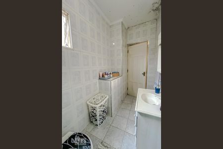 Casa à venda com 350m², 3 quartos e 1 vaga Casa à venda com 350m², 3 quartos e 1 vagaBanheiro da Suíte 2