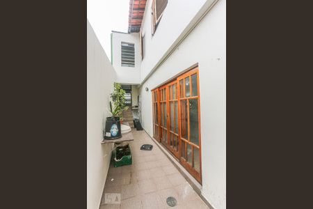 Casa à venda com 180m², 4 quartos e 2 vagasCorredor