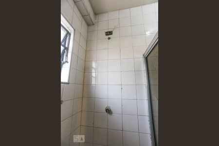 Casa à venda com 180m², 4 quartos e 2 vagasBanheiro de Serviço