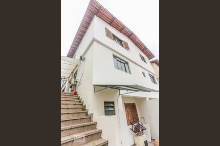 Casa à venda com 180m², 4 quartos e 2 vagasQuintal