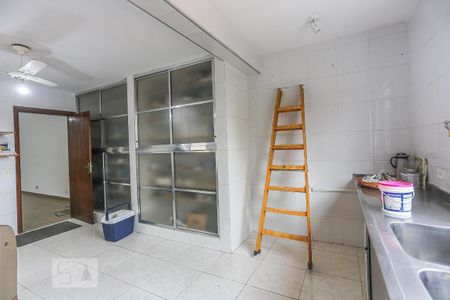 Casa à venda com 180m², 4 quartos e 2 vagasCozinha