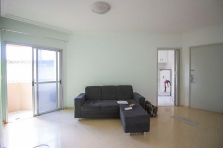 Apartamento à venda com 62m², 2 quartos e 1 vagaSala