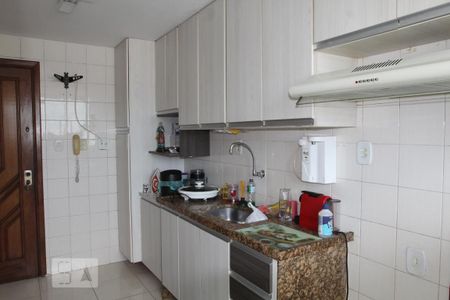 Apartamento à venda com 80m², 2 quartos e 1 vagaCozinha