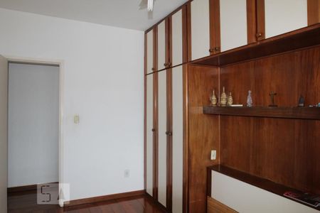 Apartamento à venda com 80m², 2 quartos e 1 vagaSuíte