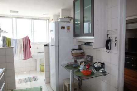 Apartamento à venda com 80m², 2 quartos e 1 vagaCozinha