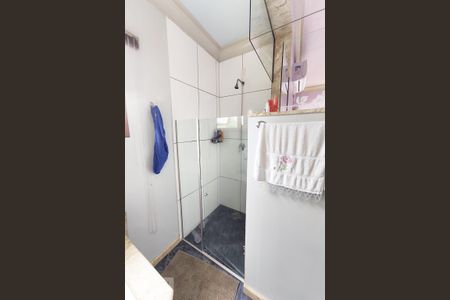 Casa à venda com 257m², 4 quartos e 4 vagas Casa à venda com 257m², 4 quartos e 4 vagasBanheiro da Suíte