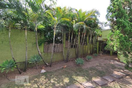 Casa à venda com 257m², 4 quartos e 4 vagas Casa à venda com 257m², 4 quartos e 4 vagasJardim