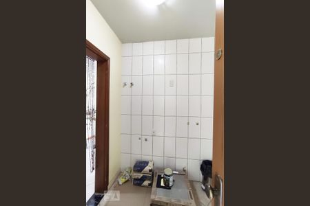 Casa à venda com 257m², 4 quartos e 4 vagas Casa à venda com 257m², 4 quartos e 4 vagasDispensa