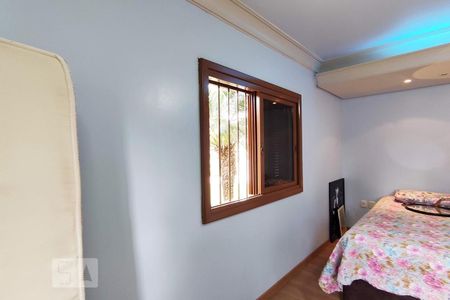 Casa à venda com 257m², 4 quartos e 4 vagas Casa à venda com 257m², 4 quartos e 4 vagasQuarto 2