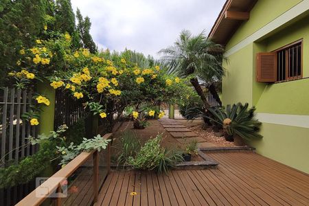 Casa à venda com 257m², 4 quartos e 4 vagas Casa à venda com 257m², 4 quartos e 4 vagasDeque e Jardim