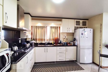 Casa à venda com 257m², 4 quartos e 4 vagas Casa à venda com 257m², 4 quartos e 4 vagasSala de Jantar e Cozinha