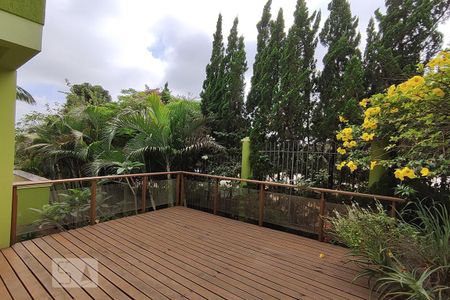 Casa à venda com 257m², 4 quartos e 4 vagas Casa à venda com 257m², 4 quartos e 4 vagasDeque e Jardim