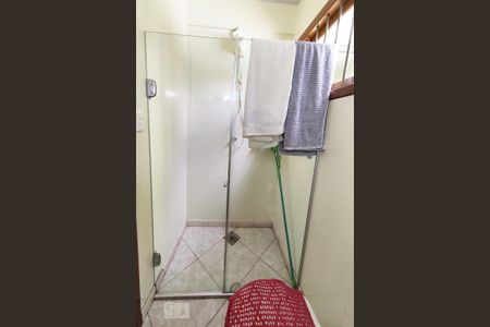 Casa à venda com 257m², 4 quartos e 4 vagas Casa à venda com 257m², 4 quartos e 4 vagasBanheiro