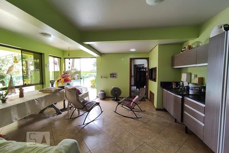 Casa à venda com 257m², 4 quartos e 4 vagas Casa à venda com 257m², 4 quartos e 4 vagas Salão de festas