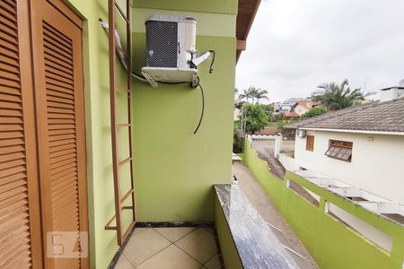 Casa à venda com 257m², 4 quartos e 4 vagas Casa à venda com 257m², 4 quartos e 4 vagasSacada da Suíte