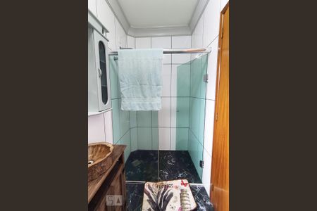 Casa à venda com 257m², 4 quartos e 4 vagas Casa à venda com 257m², 4 quartos e 4 vagasBanheiro 2