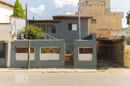 Casa à venda com 270m², 2 quartos e 1 vagaFachada