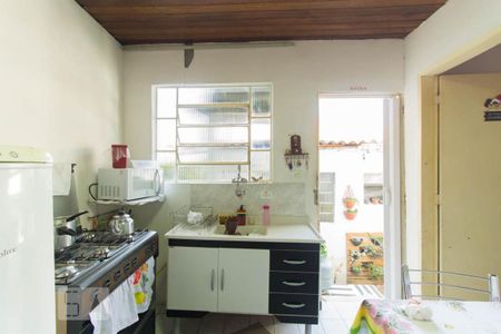 Casa à venda com 270m², 2 quartos e 1 vagaCozinha - Edícula