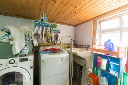 Casa à venda com 270m², 2 quartos e 1 vagaLavanderia