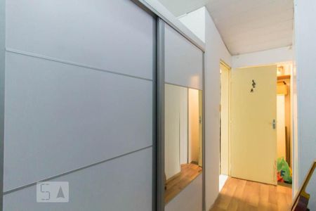 Casa à venda com 270m², 2 quartos e 1 vagaQuarto - Casa 2