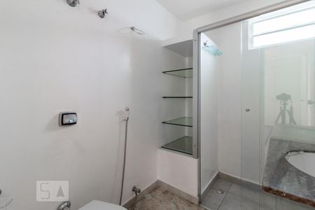 Apartamento para alugar com 65m², 2 quartos e 1 vagaBanheiro 2