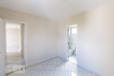 Apartamento à venda com 80m², 3 quartos e 2 vagas Apartamento à venda com 80m², 3 quartos e 2 vagasQuarto